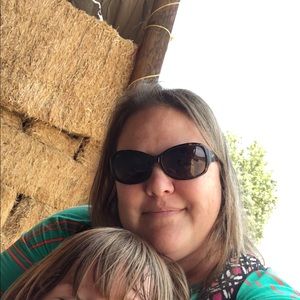 Meet your Posher, Brandi